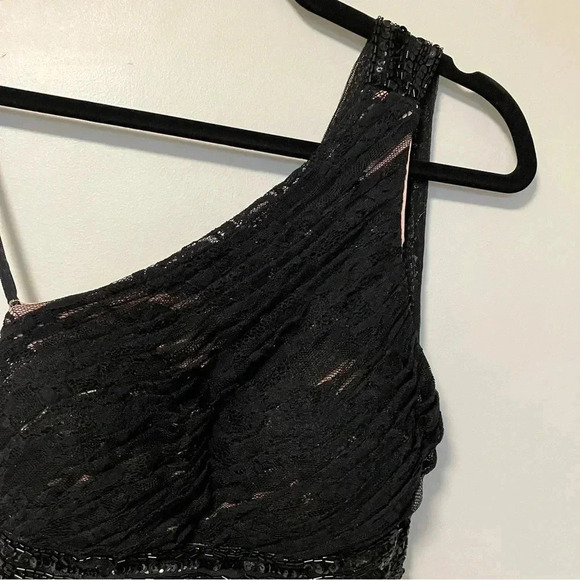 Betsy & Adam black lace floral sheer  sequin asymmetrical gown - Picture 5 of 11